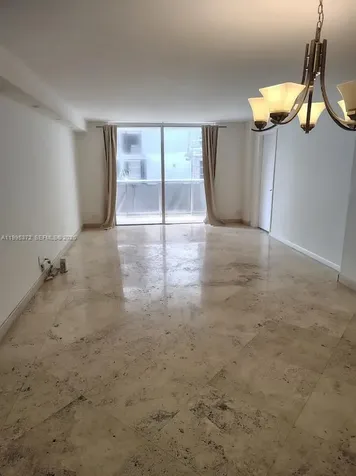 6039 Collins Avenue Miami Beach FL 33140