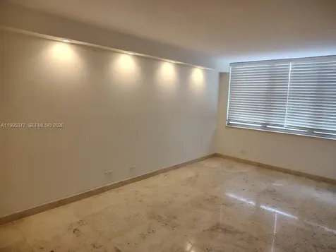 6039 Collins Avenue Miami Beach FL 33140