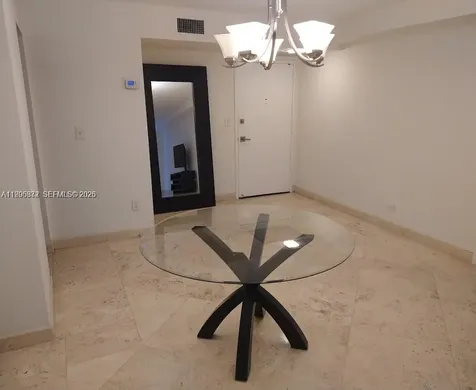 6039 Collins Avenue Miami Beach FL 33140