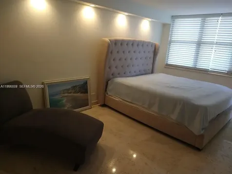 6039 Collins Avenue Miami Beach FL 33140