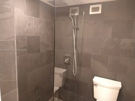 6039 Collins Avenue Miami Beach FL 33140