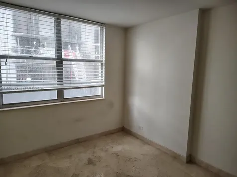 6039 Collins Avenue Miami Beach FL 33140