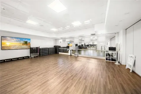 4779 Collins Avenue Miami Beach FL 33140