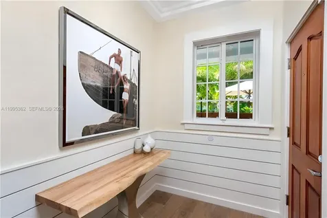 2575 Pine Tree Drive Miami Beach FL 33140