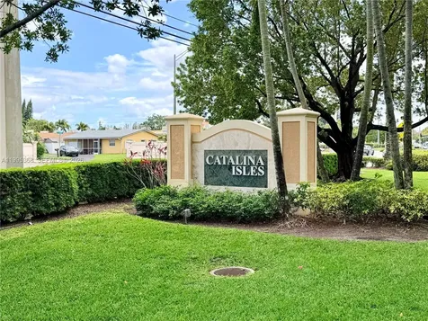 5747 Isles Circle Tamarac FL 33321