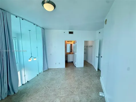 60 SW 13th Street Miami FL 33130