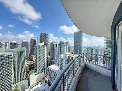 60 SW 13th Street Miami FL 33130
