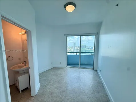 60 SW 13th Street Miami FL 33130