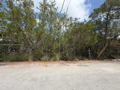 1510 Shaw Drive Key Largo FL 33037