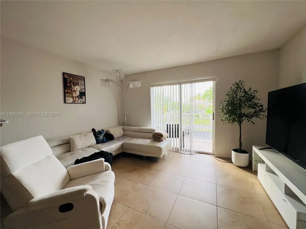 8200 SW 210th Street Cutler Bay FL 33189