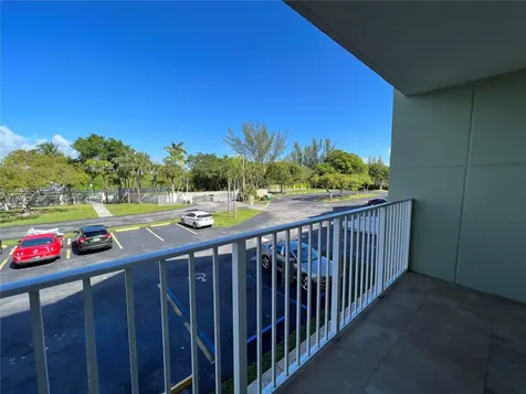 8200 SW 210th Street Cutler Bay FL 33189