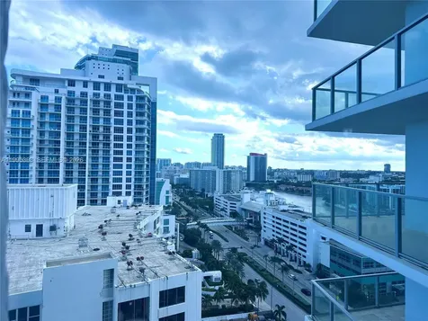 3101 S Ocean Drive Hollywood FL 33019