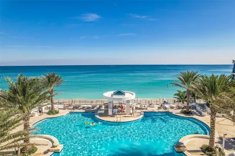3101 S Ocean Drive Hollywood FL 33019
