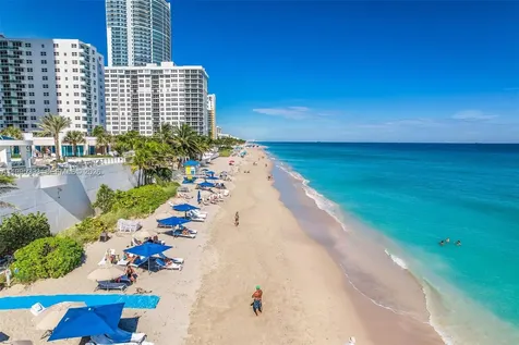 3101 S Ocean Drive Hollywood FL 33019