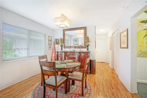 2720 S Le Jeune Road Coral Gables FL 33134