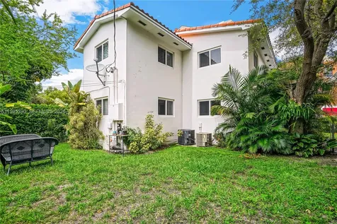 2720 S Le Jeune Road Coral Gables FL 33134