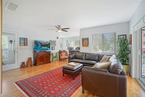 2720 S Le Jeune Road Coral Gables FL 33134