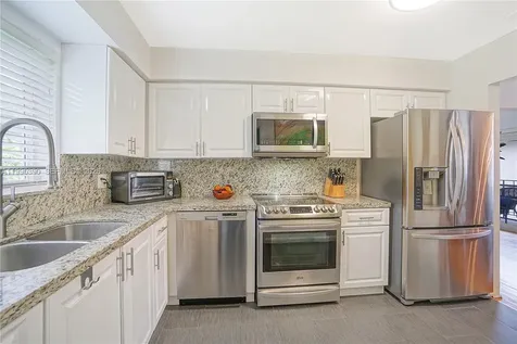 2720 S Le Jeune Road Coral Gables FL 33134