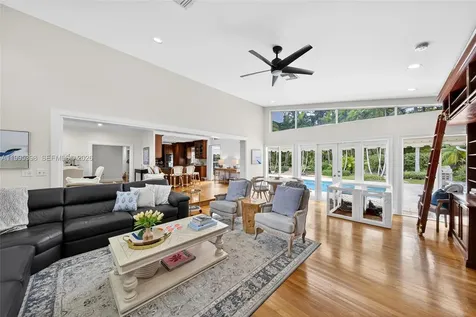 12330 Pine Needle Lane Pinecrest FL 33156