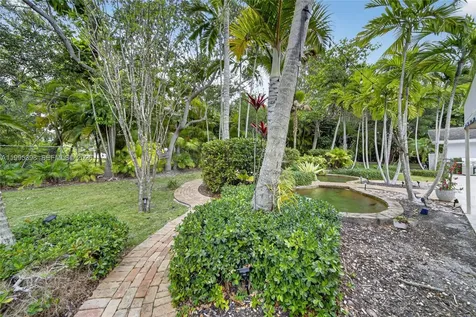 12330 Pine Needle Lane Pinecrest FL 33156