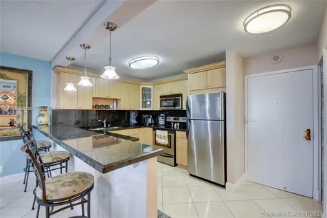 3800 S Ocean Drive Hollywood FL 33019