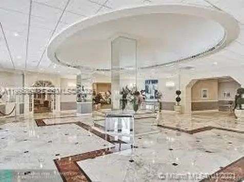 3800 S Ocean Drive Hollywood FL 33019