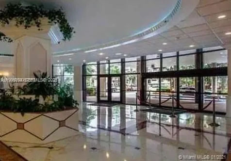 3800 S Ocean Drive Hollywood FL 33019