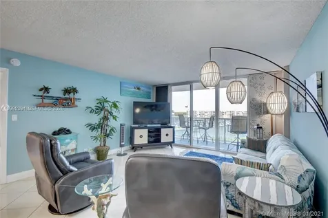 3800 S Ocean Drive Hollywood FL 33019