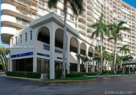 3800 S Ocean Drive Hollywood FL 33019