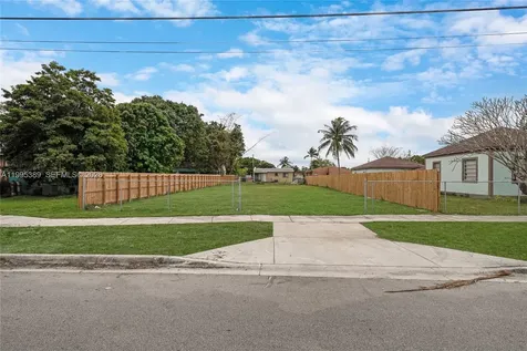 NW 2 Florida City FL 33034