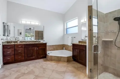 17921 NW 10th Street Pembroke Pines FL 33029