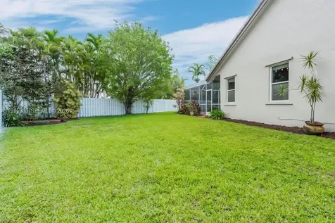 17921 NW 10th Street Pembroke Pines FL 33029