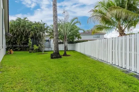 17921 NW 10th Street Pembroke Pines FL 33029