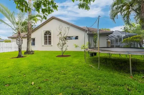 17921 NW 10th Street Pembroke Pines FL 33029