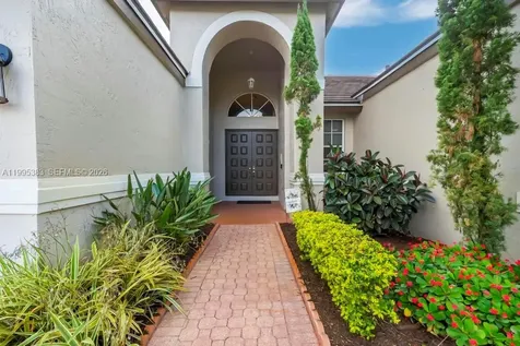 17921 NW 10th Street Pembroke Pines FL 33029