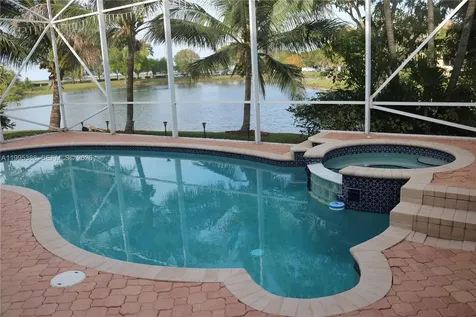 62 Gables Boulevard Weston FL 33326