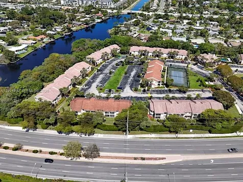 815 W Boynton Beach Boulevard Boynton Beach FL 33426
