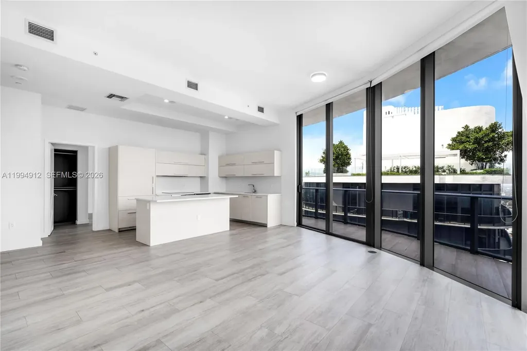 45 SW 9th Street Miami FL 33130