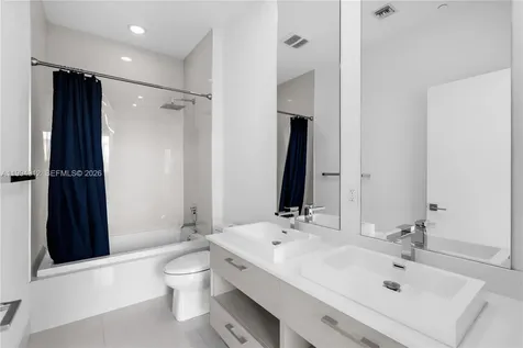 45 SW 9th Street Miami FL 33130