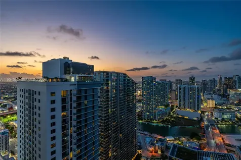 45 SW 9th Street Miami FL 33130