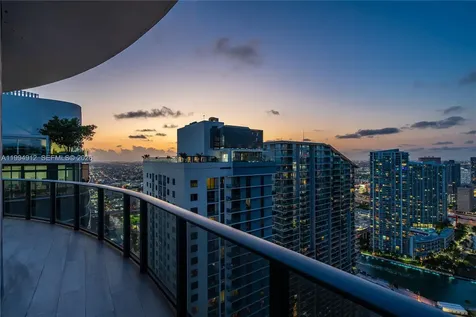 45 SW 9th Street Miami FL 33130