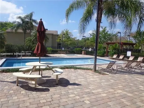 800 Cypress Park Way Deerfield Beach FL 33064
