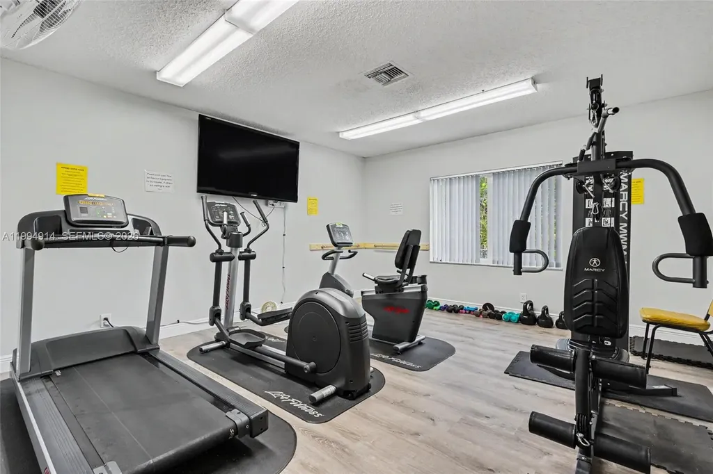 1300 N 12th Court Hollywood FL 33019