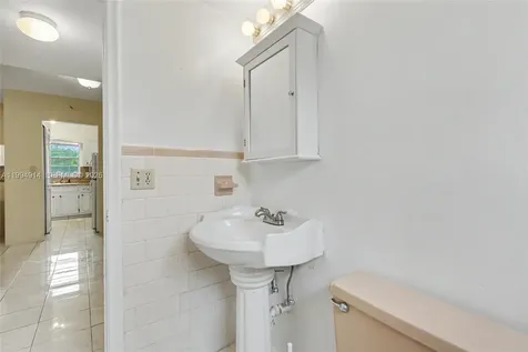 1300 N 12th Court Hollywood FL 33019