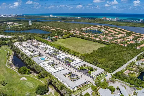 1300 N 12th Court Hollywood FL 33019