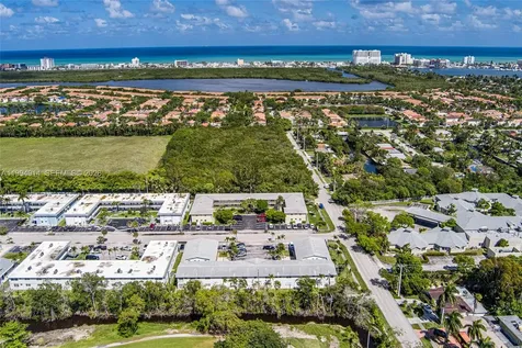 1300 N 12th Court Hollywood FL 33019