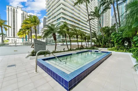 79 SW 12th Street Miami FL 33130