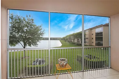 1501 SW 134th Way Pembroke Pines FL 33027