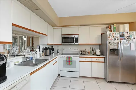 1501 SW 134th Way Pembroke Pines FL 33027