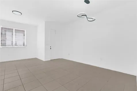 21209 NW 14th Place Miami Gardens FL 33169